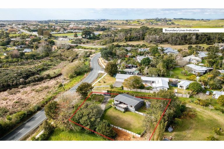 Photo of property in 13 Tara Road, Mangawhai, Kaiwaka, 0573
