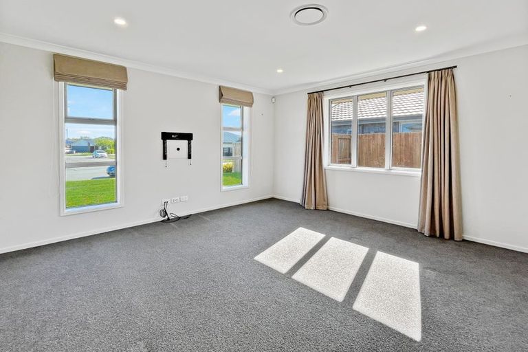 Photo of property in 24 John Annan Street, Halswell, Christchurch, 8025