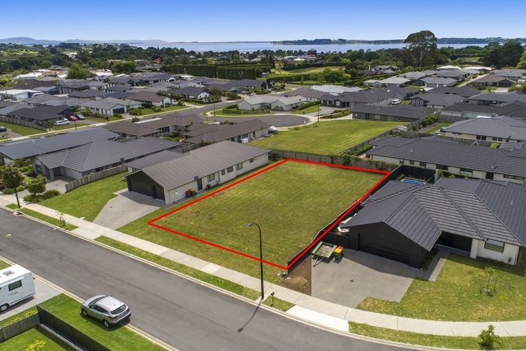 Photo of property in 11 Charlotte Drive, Omokoroa, 3114