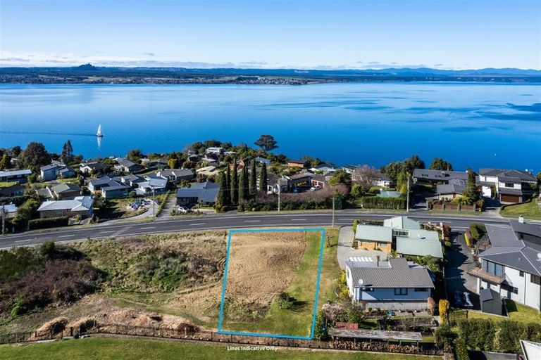 Photo of property in 26 Wakeman Road, Acacia Bay, Taupo, 3330