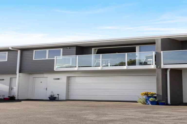 Photo of property in 80b Market Place, Papamoa Beach, Papamoa, 3118