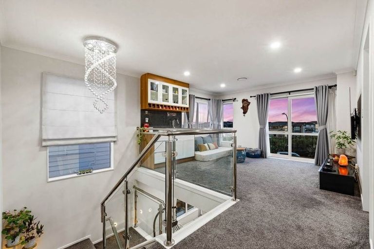 Photo of property in 68 Castlebane Drive, Flat Bush, Auckland, 2019