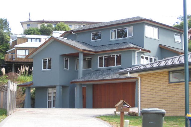Photo of property in 14 Nottingham Place, Northcross, Auckland, 0630