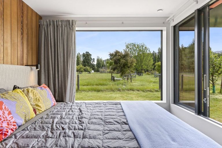Photo of property in 83d Black Peak Road, Wanaka, 9382