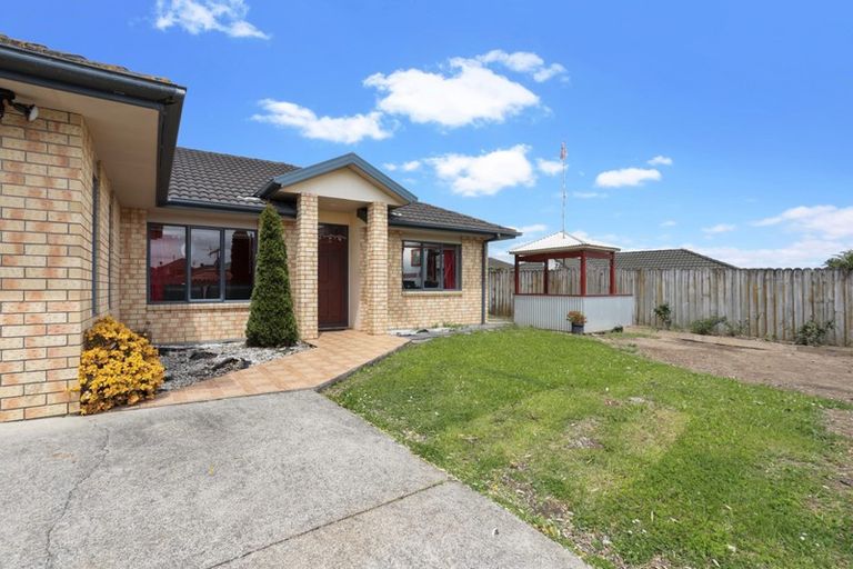 Photo of property in 18 Peninsula Road, Mangere, Auckland, 2022