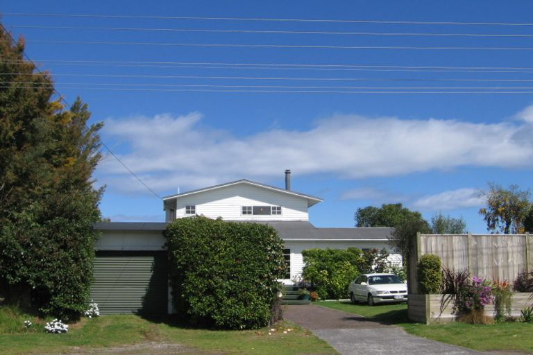 Photo of property in 61 Rokino Road, Hilltop, Taupo, 3330