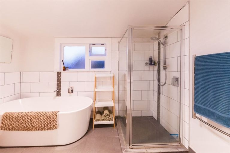 Photo of property in 6 Charles Cross Street, Longburn, Palmerston North, 4412