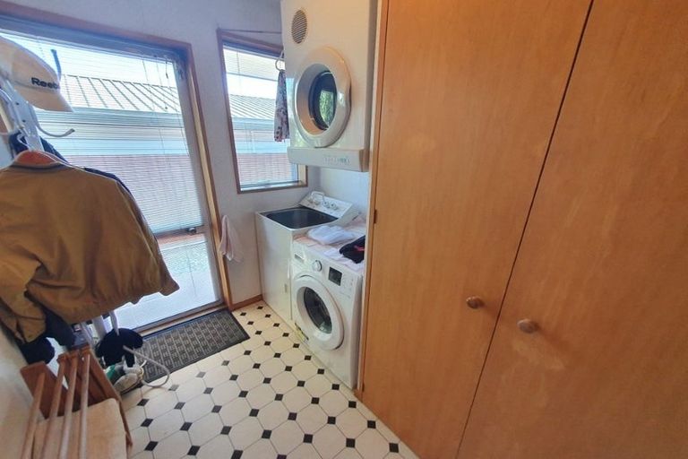 Photo of property in 73 Matipo Street, Riccarton, Christchurch, 8041