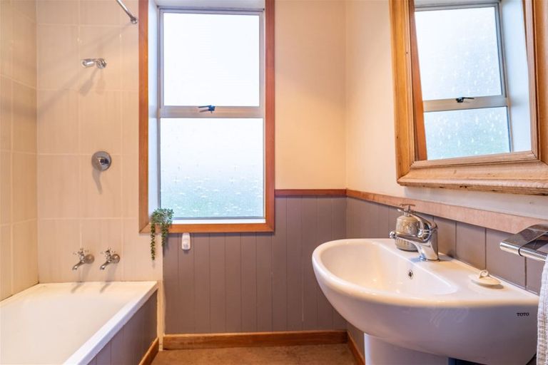 Photo of property in 33 Galway Street, Grasmere, Invercargill, 9810