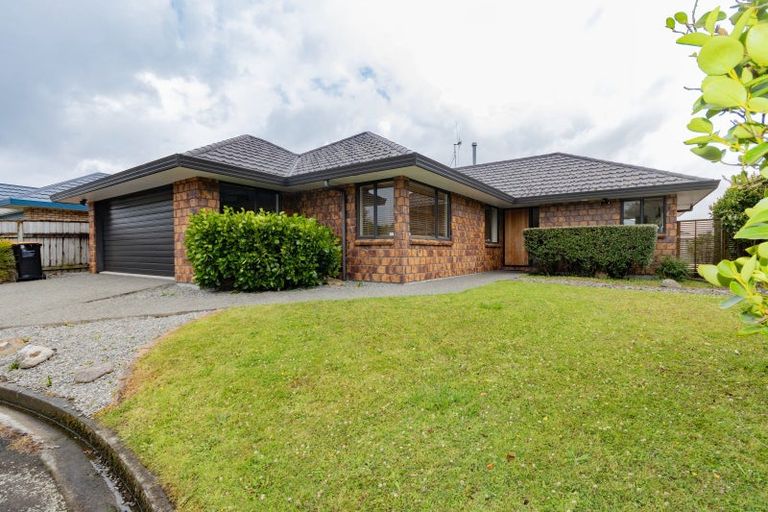 Photo of property in 7 Lourie Way, Fitzherbert, Palmerston North, 4410