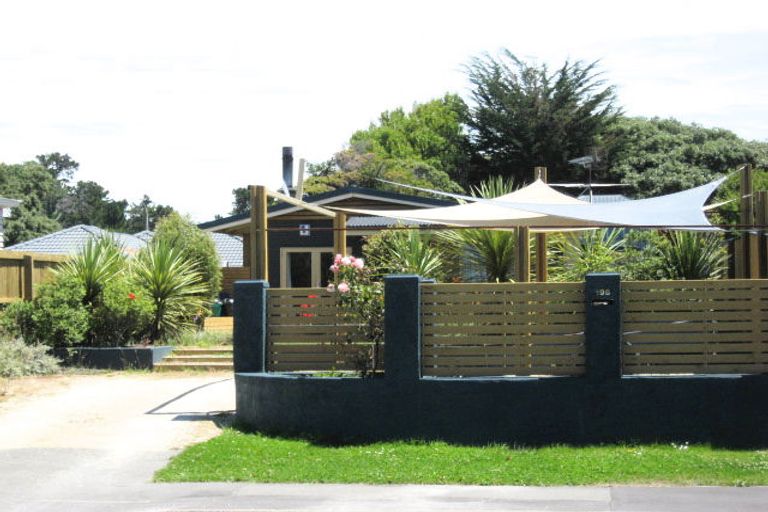 Photo of property in 196 Estuary Road, South New Brighton, Christchurch, 8062