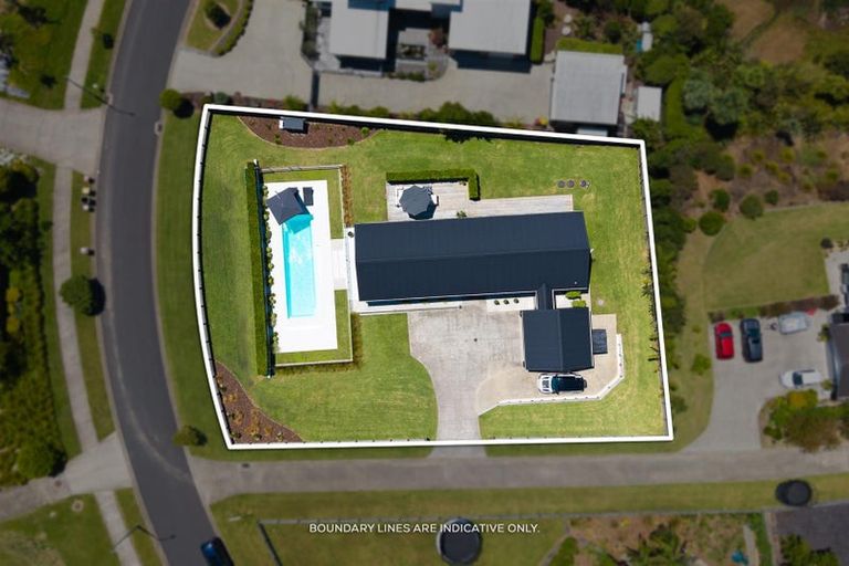 Photo of property in 81 Solan Drive, Waimauku, 0812