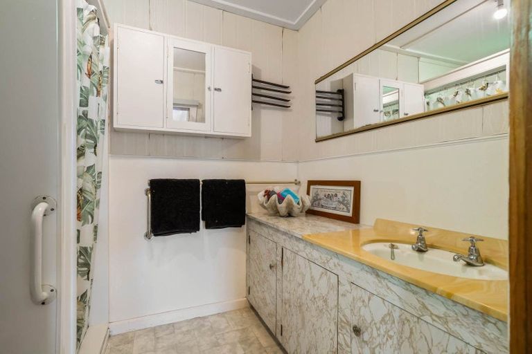 Photo of property in 9 Hinemoa Road, Waihi Beach, 3611