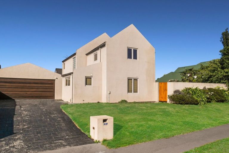 Photo of property in 257 Maidstone Road, Avonhead, Christchurch, 8042