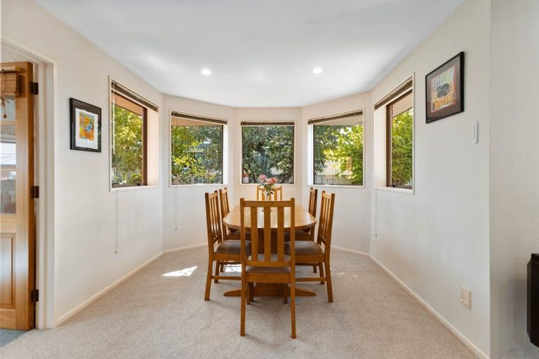 Photo of property in 10 Mayfair Grove, Alexandra, 9320