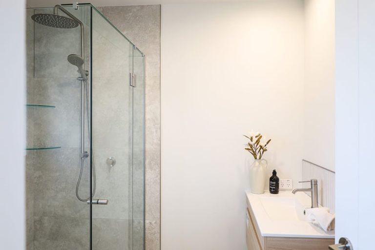 Photo of property in 40 James Line, Kelvin Grove, Palmerston North, 4414