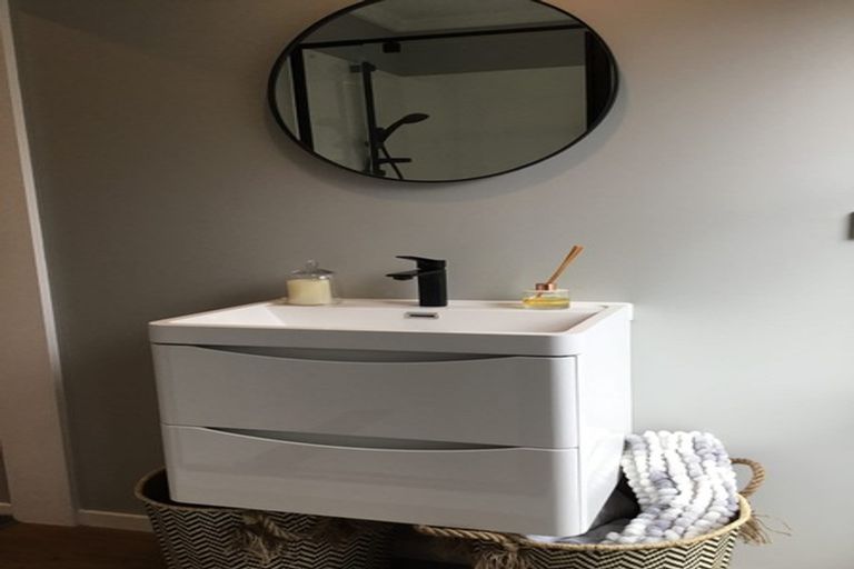 Photo of property in Carmichael Courts, 24/14 Wharenui Road, Upper Riccarton, Christchurch, 8041