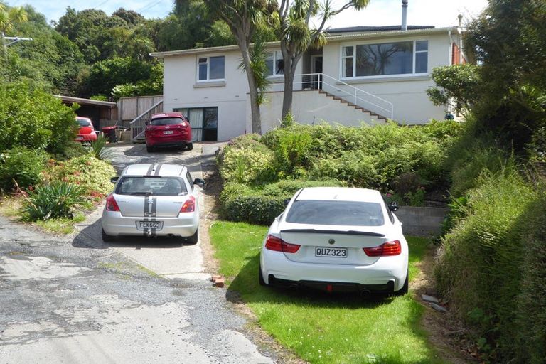 Photo of property in 104 Easther Crescent, Kew, Dunedin, 9012