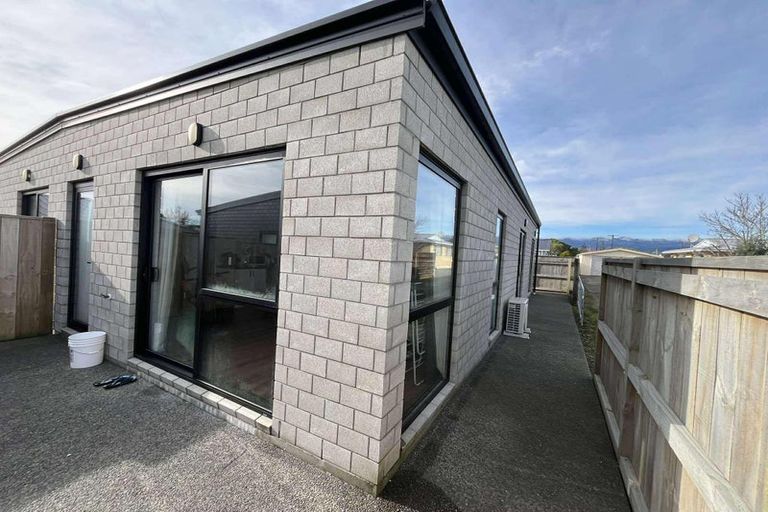 Photo of property in 28b Sussex Street, Levin, 5510