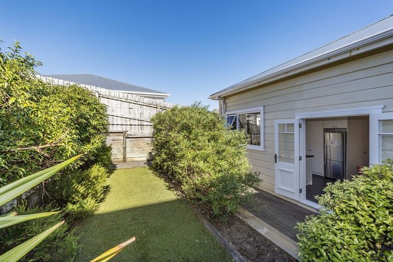 Photo of property in 7 Vera Street, Karori, Wellington, 6012