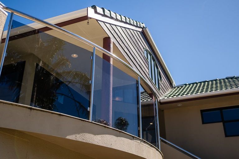 Photo of property in 4 Takutai Avenue, Bucklands Beach, Auckland, 2012