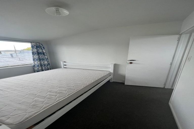 Photo of property in 2/47 Brockworth Place, Riccarton, Christchurch, 8011