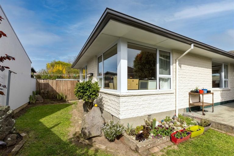 Photo of property in 1/26 Staveley Street, Avonhead, Christchurch, 8042