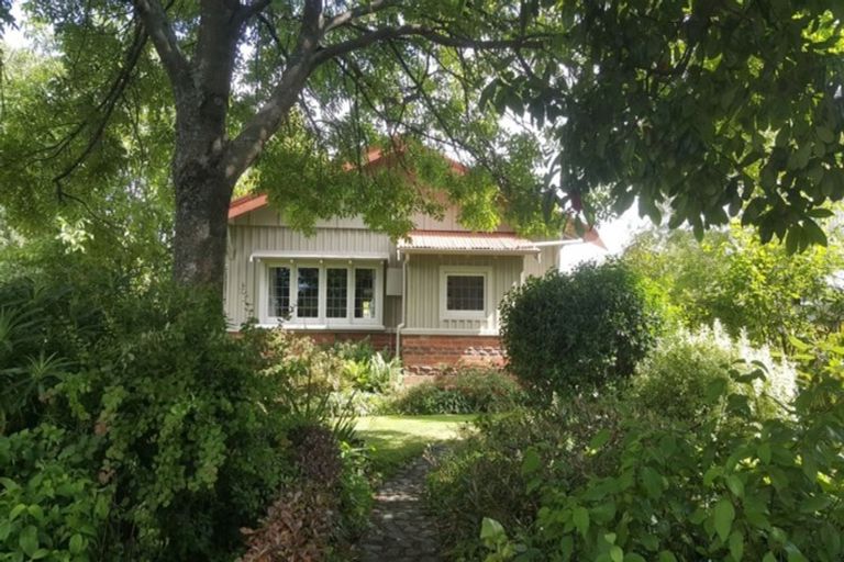 Photo of property in 4 Exeter Street, Waimate, 7924