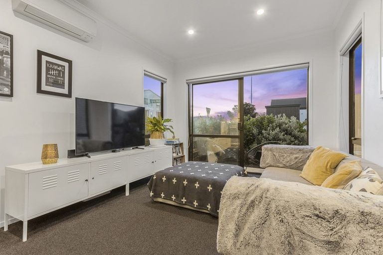 Photo of property in 36 Onekiritea Road, Hobsonville, Auckland, 0616