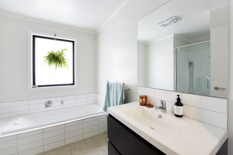 Photo of property in 12 Teece Drive, Motueka, 7120