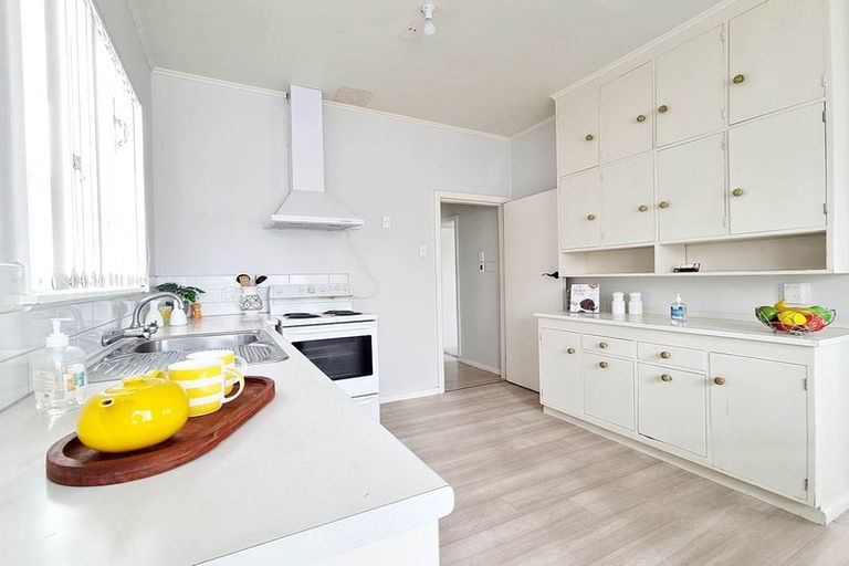 Photo of property in 1/5 Hill Road, Papatoetoe, Auckland, 2025