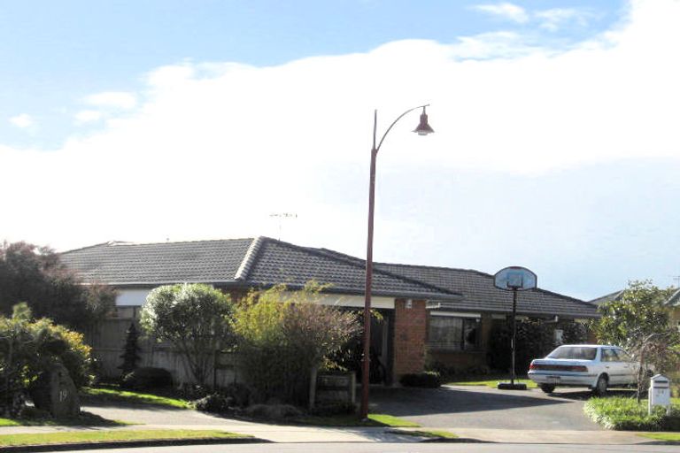 Photo of property in 24 Drumfearn Place, Rototuna, Hamilton, 3210