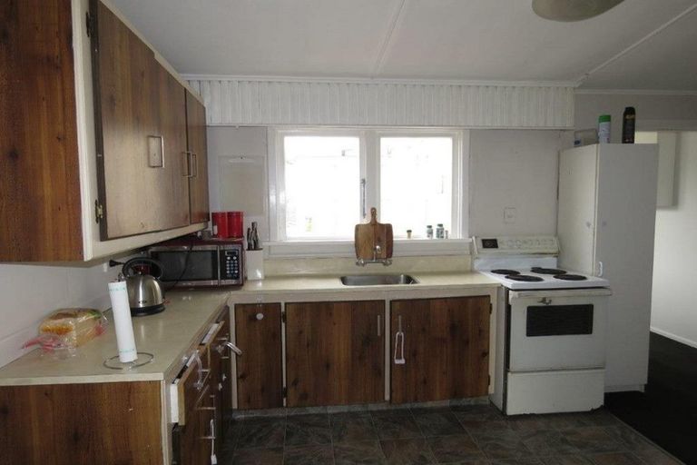 Photo of property in 16 Stuart Street, Hawthorndale, Invercargill, 9810