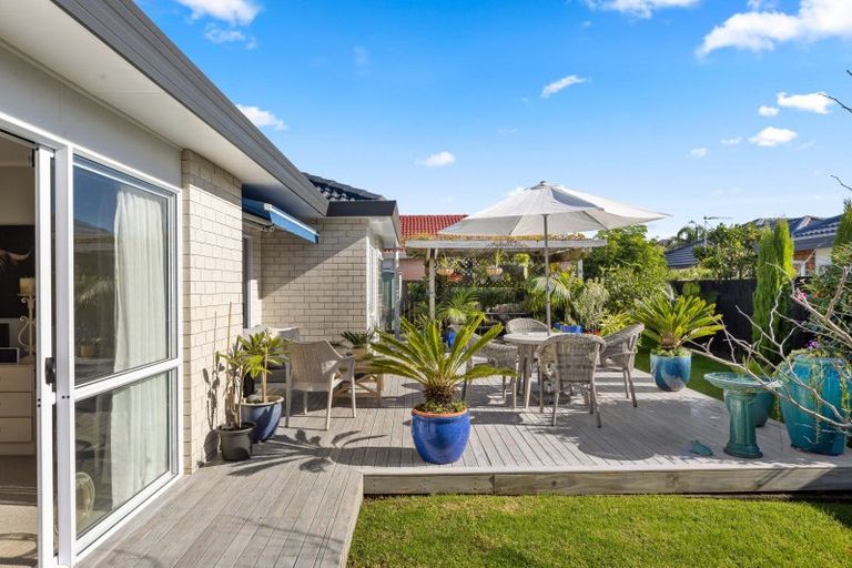Photo of property in 3b Mcgowan Place, Orewa, 0931