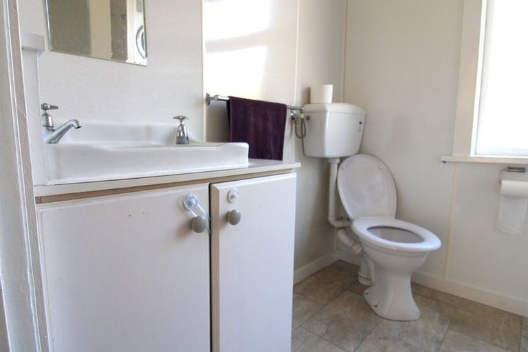 Photo of property in 85 Queens Drive, Saint Kilda, Dunedin, 9012