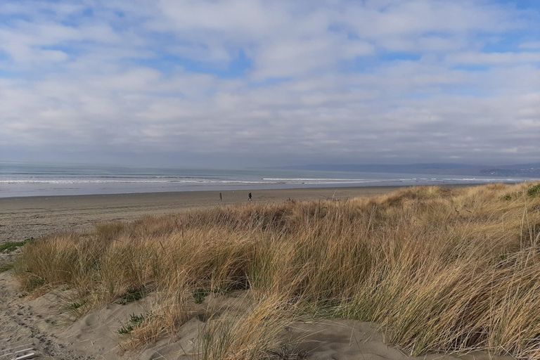 Photo of property in 1/16 Mountbatten Street, New Brighton, Christchurch, 8061