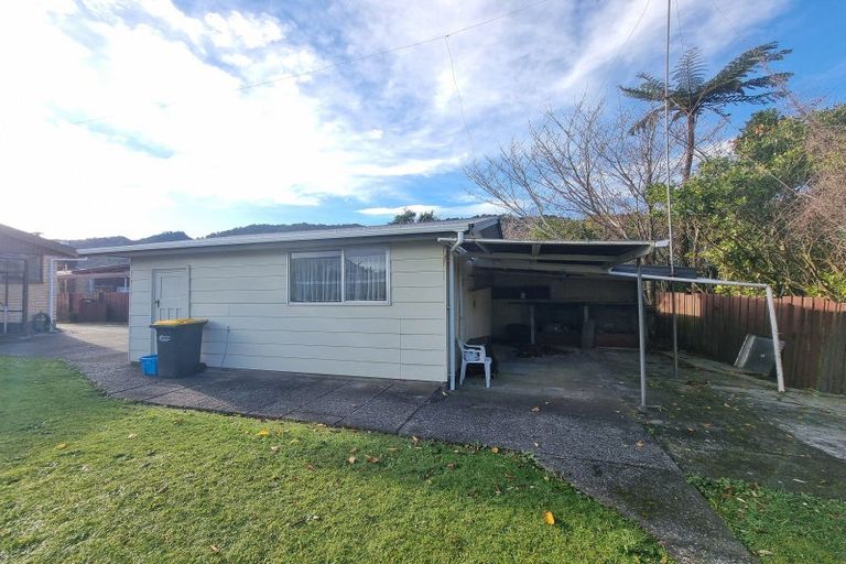 Photo of property in 8 Dupre Place, Cobden, Greymouth, 7802
