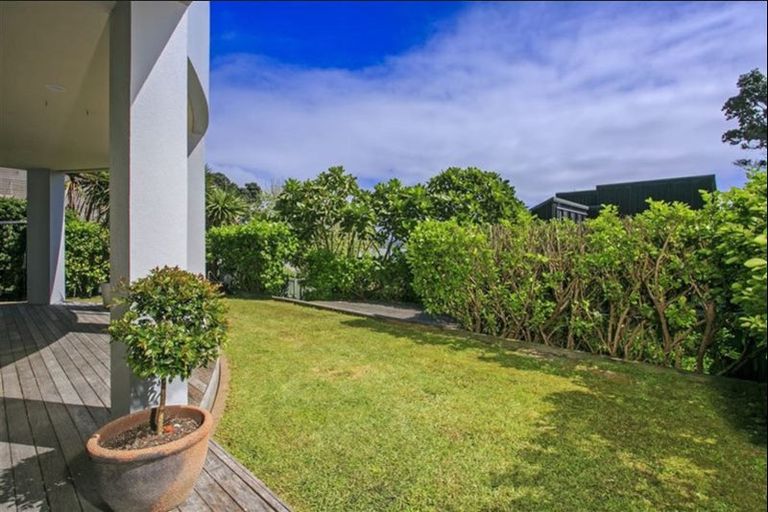 Photo of property in 2/61 Beresford Street, Bayswater, Auckland, 0622