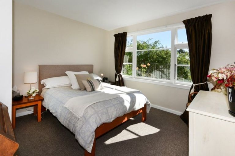 Photo of property in 31 Harris Crescent, Papanui, Christchurch, 8053