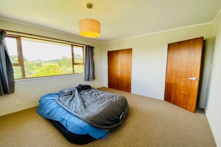 Photo of property in 2 Cowling Road, Hurdon, New Plymouth, 4310