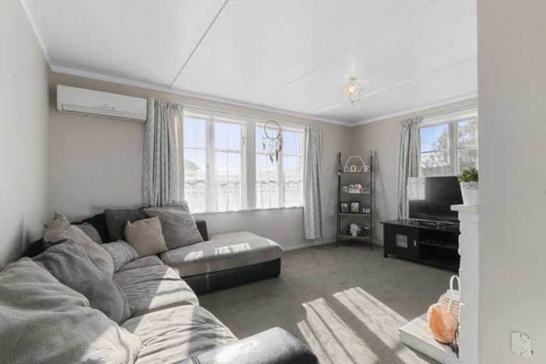 Photo of property in 16 Cleland Crescent, Naenae, Lower Hutt, 5011