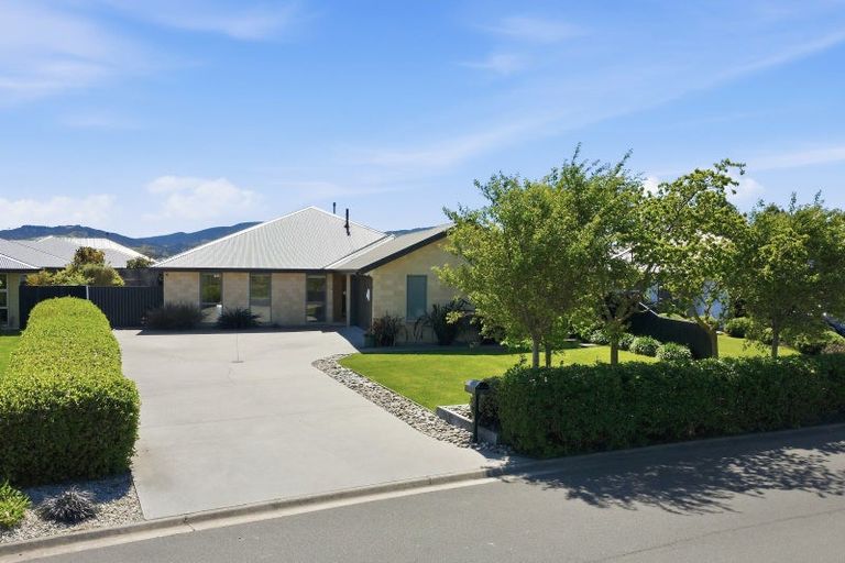 Photo of property in 8 Silver Springs Boulevard, Mosgiel, 9024