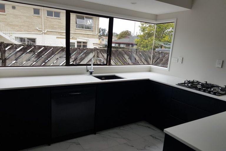 Photo of property in 10/482 Hibiscus Coast Highway, Orewa, 0931