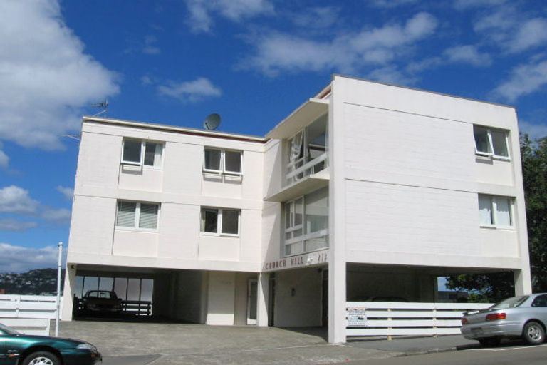 Photo of property in Churchill Flats, 213 The Terrace, Wellington Central, Wellington, 6011