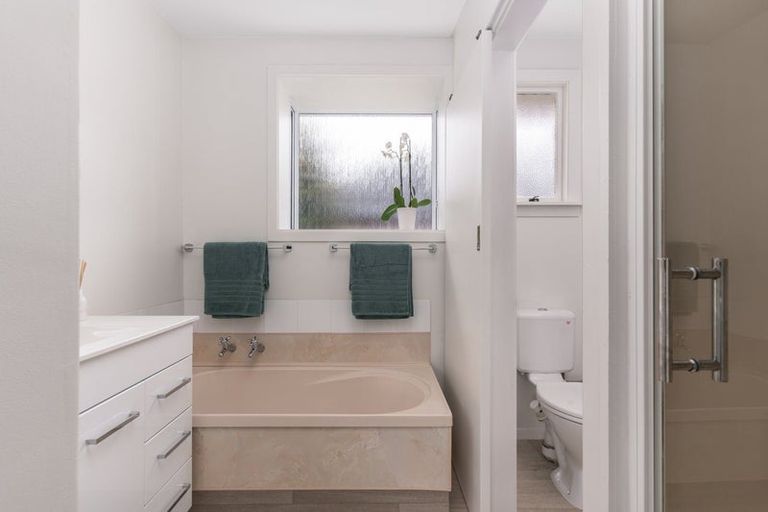 Photo of property in 72 Wales Street, Halswell, Christchurch, 8025