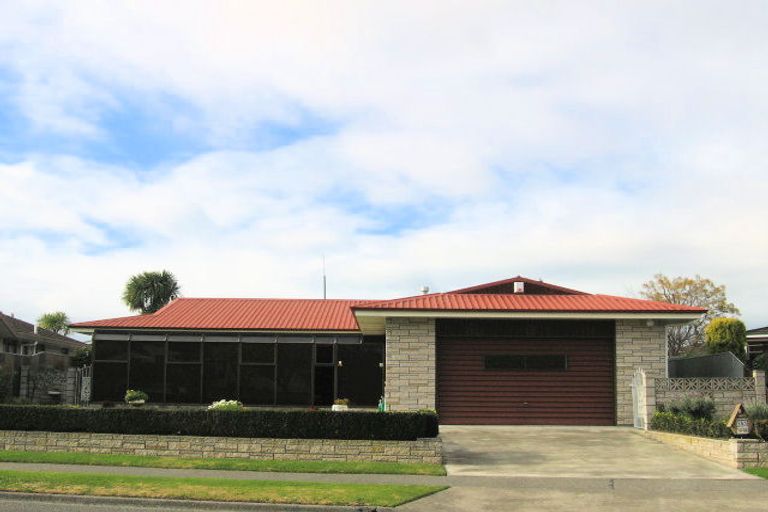 Photo of property in 151 Tait Drive, Greenmeadows, Napier, 4112