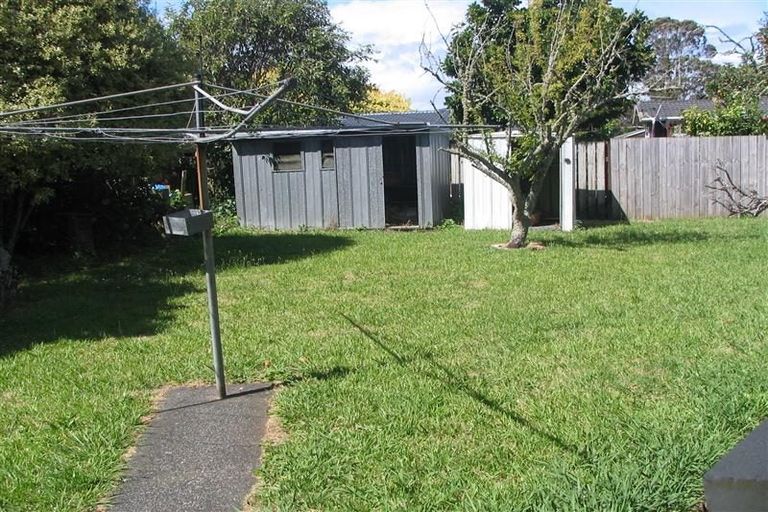 Photo of property in 19 Cascades Road, Pakuranga Heights, Auckland, 2010