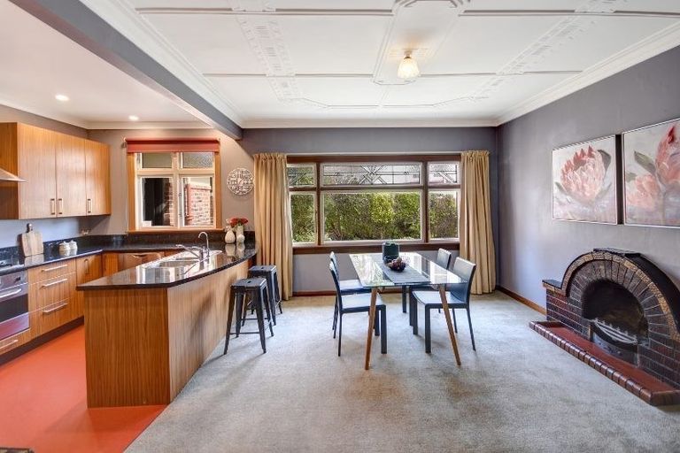 Photo of property in 48 Sunbury Street, Andersons Bay, Dunedin, 9013
