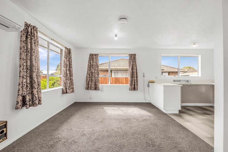 Photo of property in 1/82 Sturrocks Road, Casebrook, Christchurch, 8051