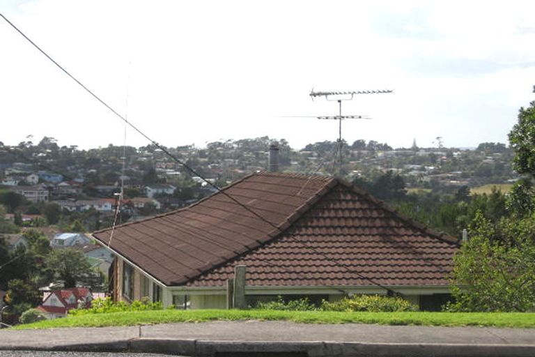 Photo of property in 59a Sunset Road, Totara Vale, Auckland, 0632